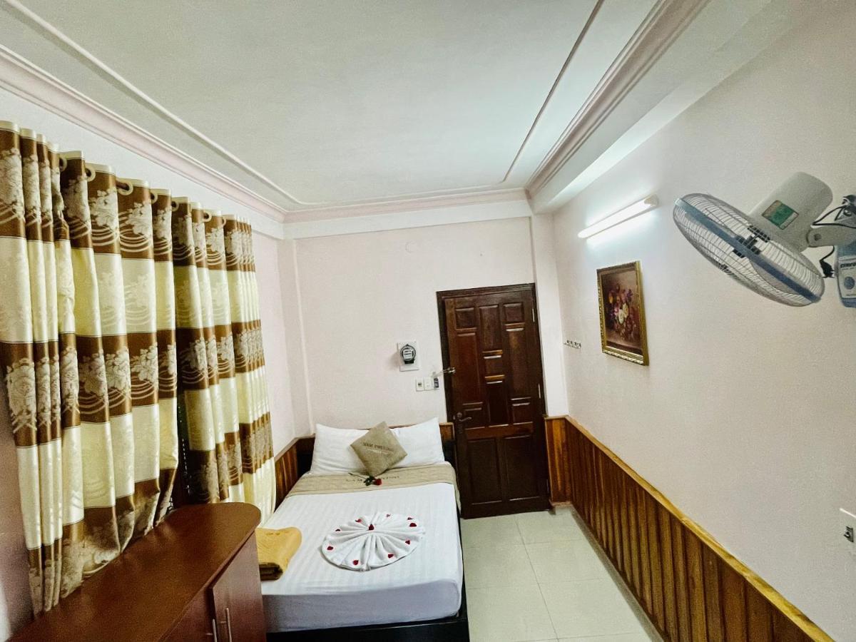 Nam Phuong Riverside Villa Хюэ Экстерьер фото